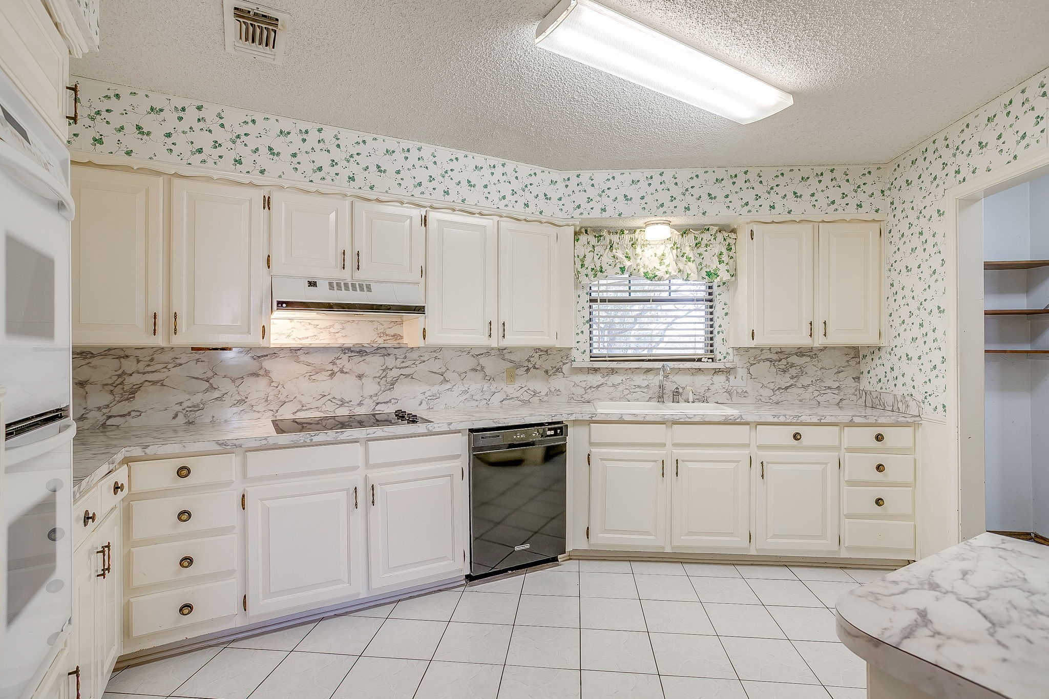 118 Woodcrest Street Weatherford TX 76087
