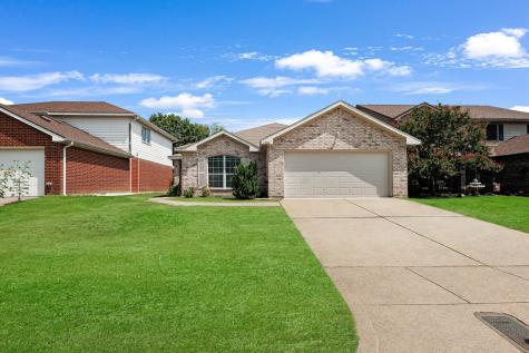 9824 Stoney Bridge Road Fort Worth TX 76108
