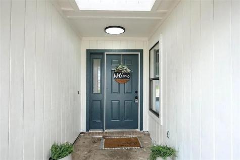 4002 Blueridge Court Arlington TX 76016