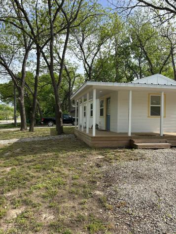 414 N Avenue F Clifton TX 76634