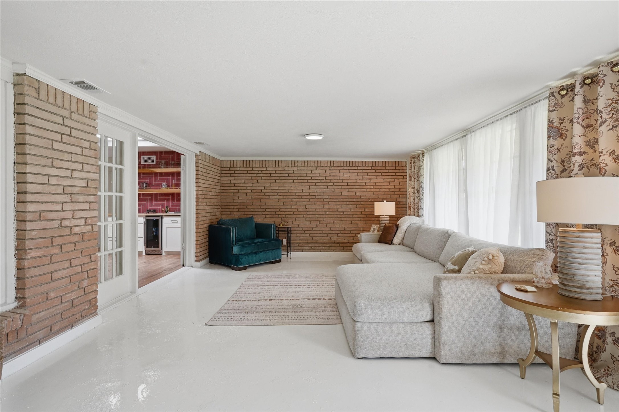 4137 Selkirk Drive W Fort Worth TX 76109