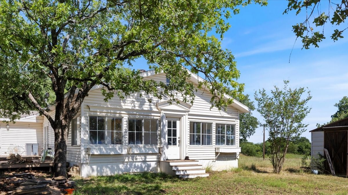 12152 County Road 156 Bluff Dale TX 76433