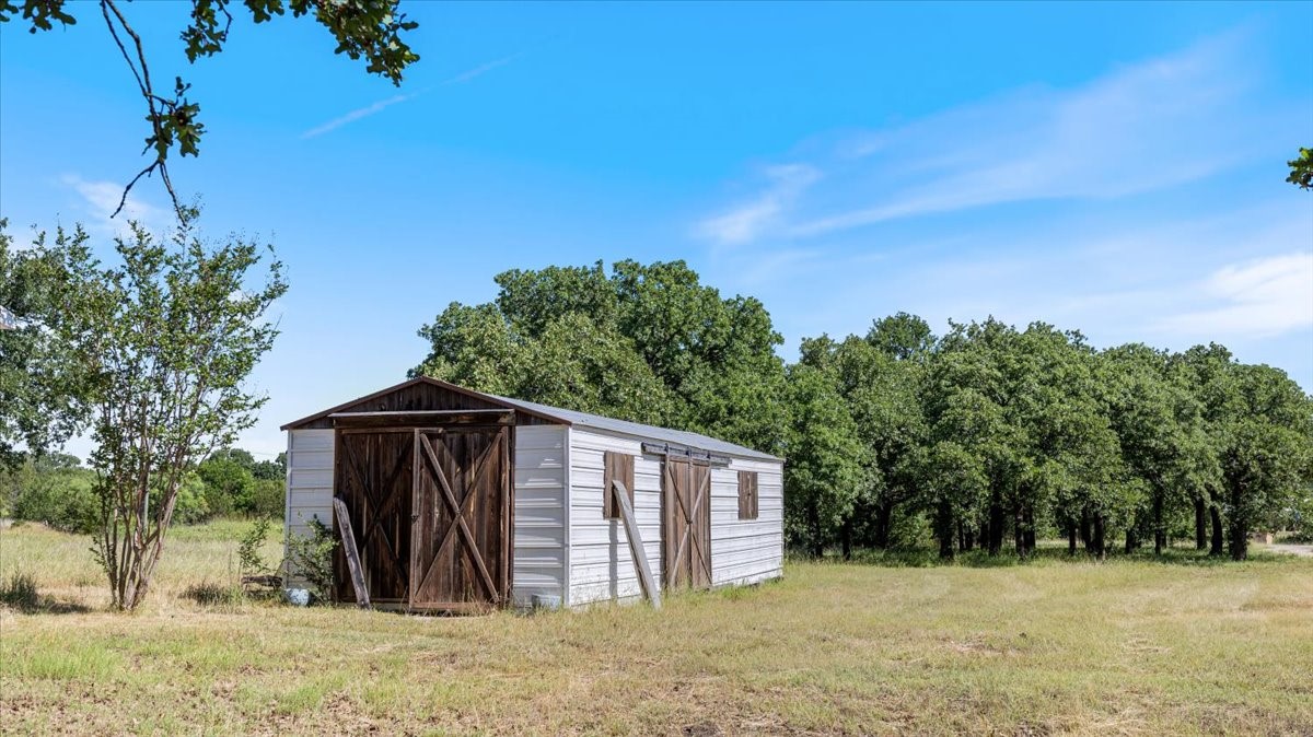 12152 County Road 156 Bluff Dale TX 76433