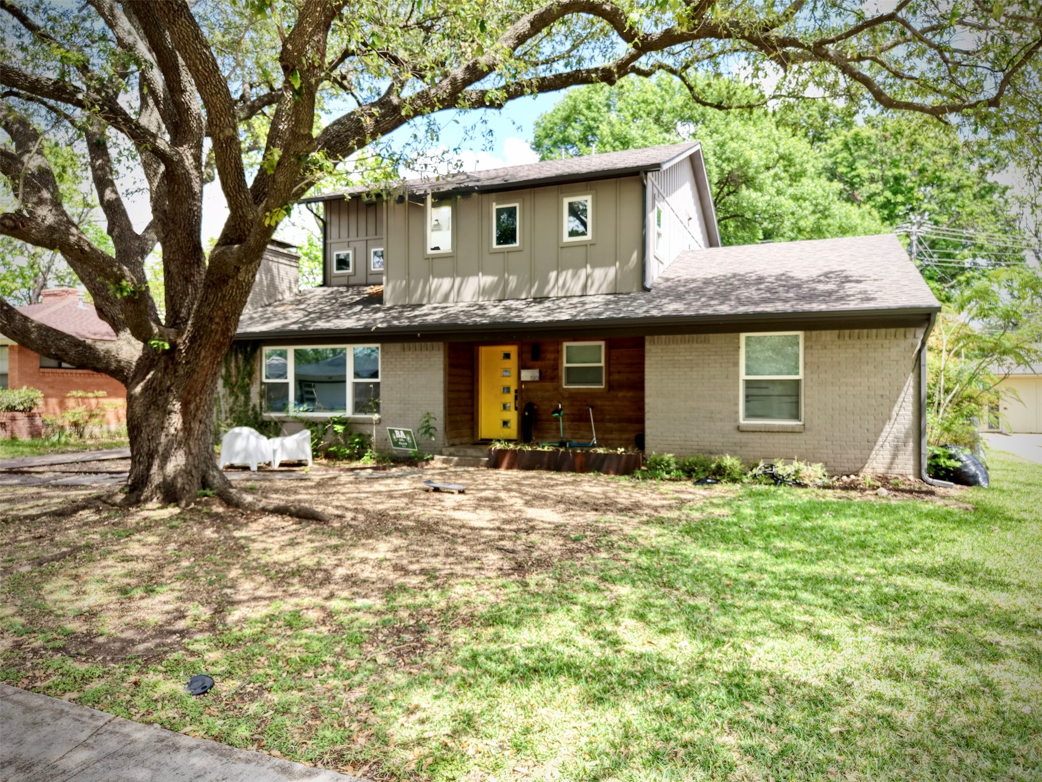 720 Parkhurst Drive Dallas TX 75218