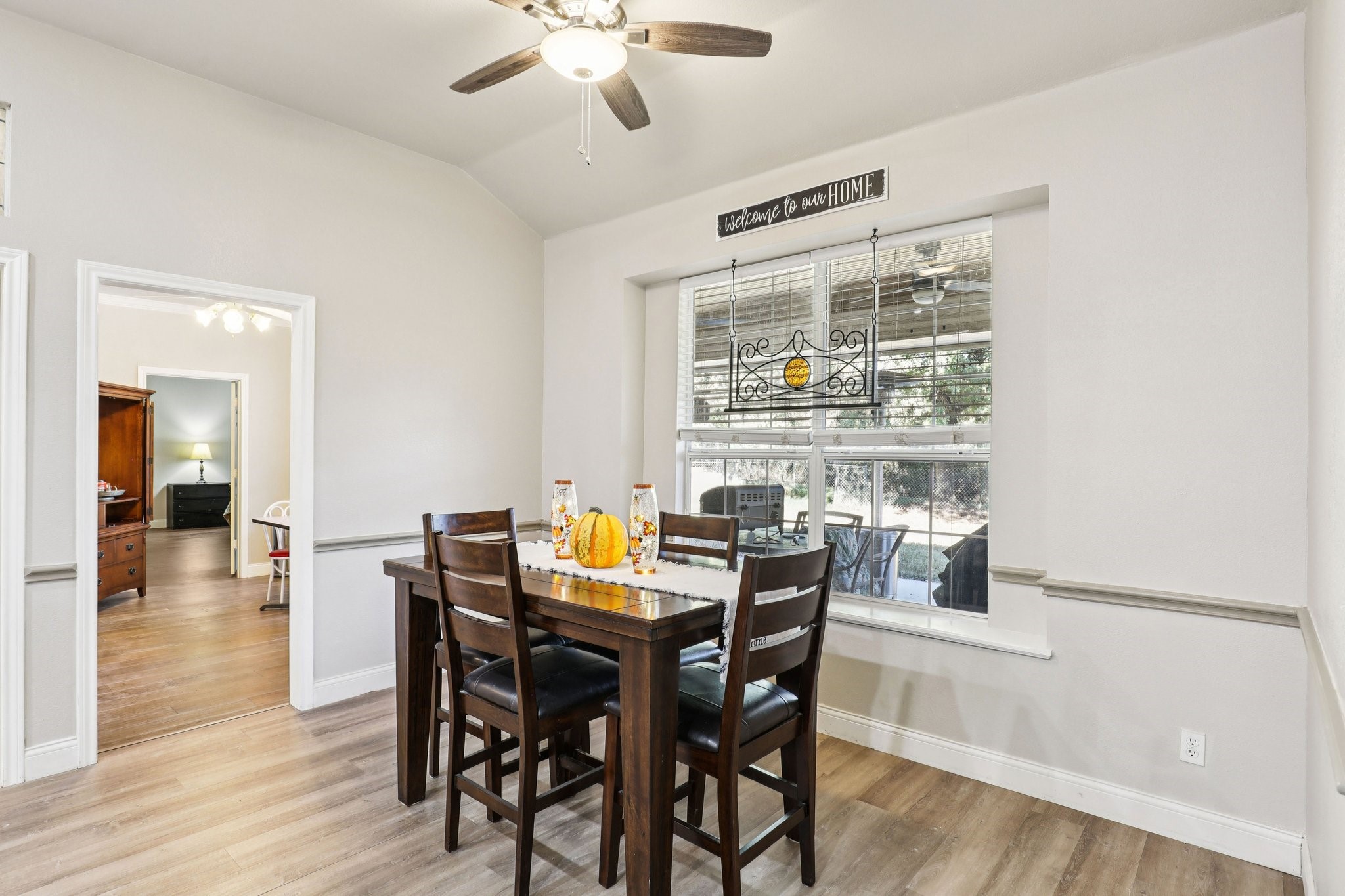 516 Shady Oaks Trail Burleson TX 76028