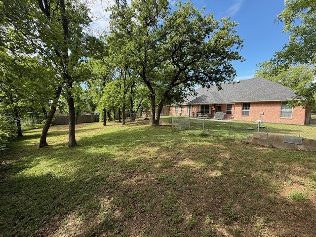 516 Shady Oaks Trail Burleson TX 76028