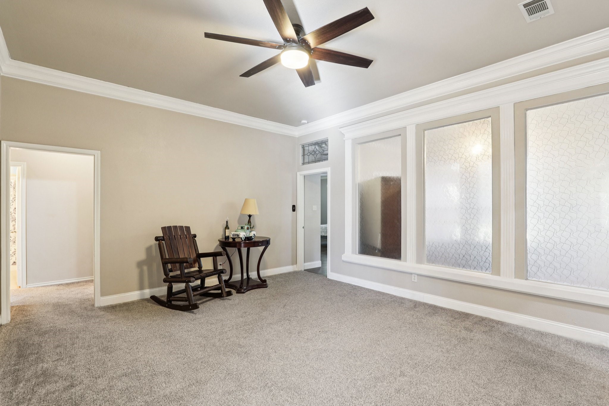 516 Shady Oaks Trail Burleson TX 76028