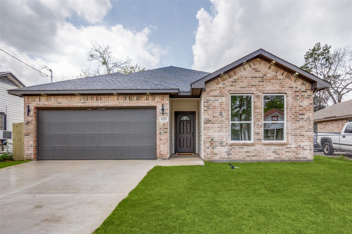4215 Leland Avenue Dallas TX 75215