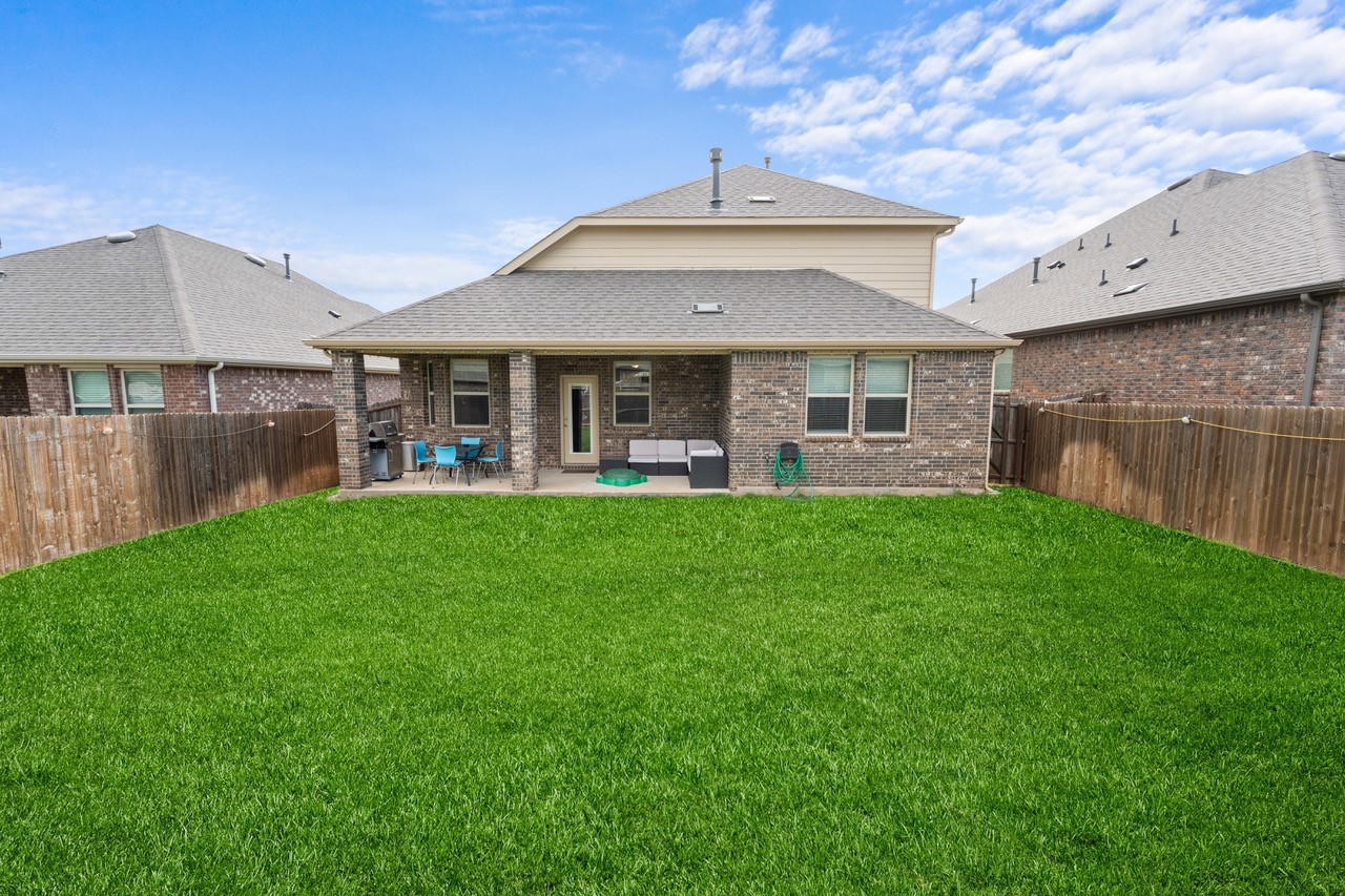 3005 Aransas Avenue Aubrey TX 76227