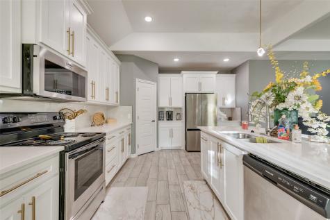 4225 Elkins Avenue Lancaster TX 75134