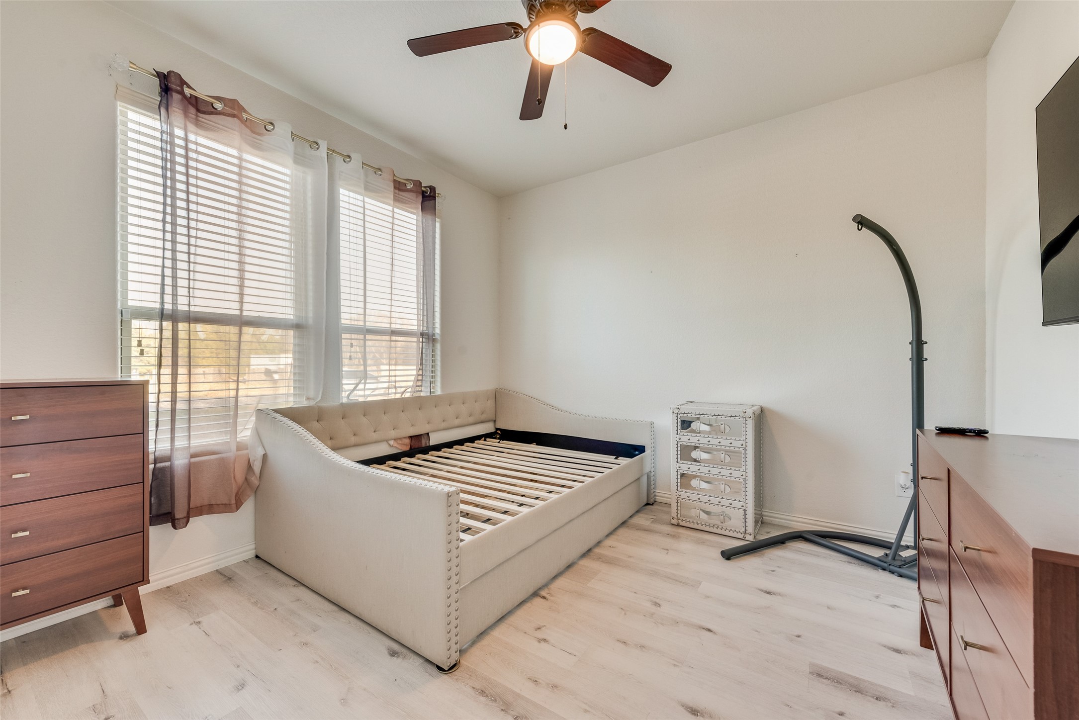 4225 Elkins Avenue Lancaster TX 75134