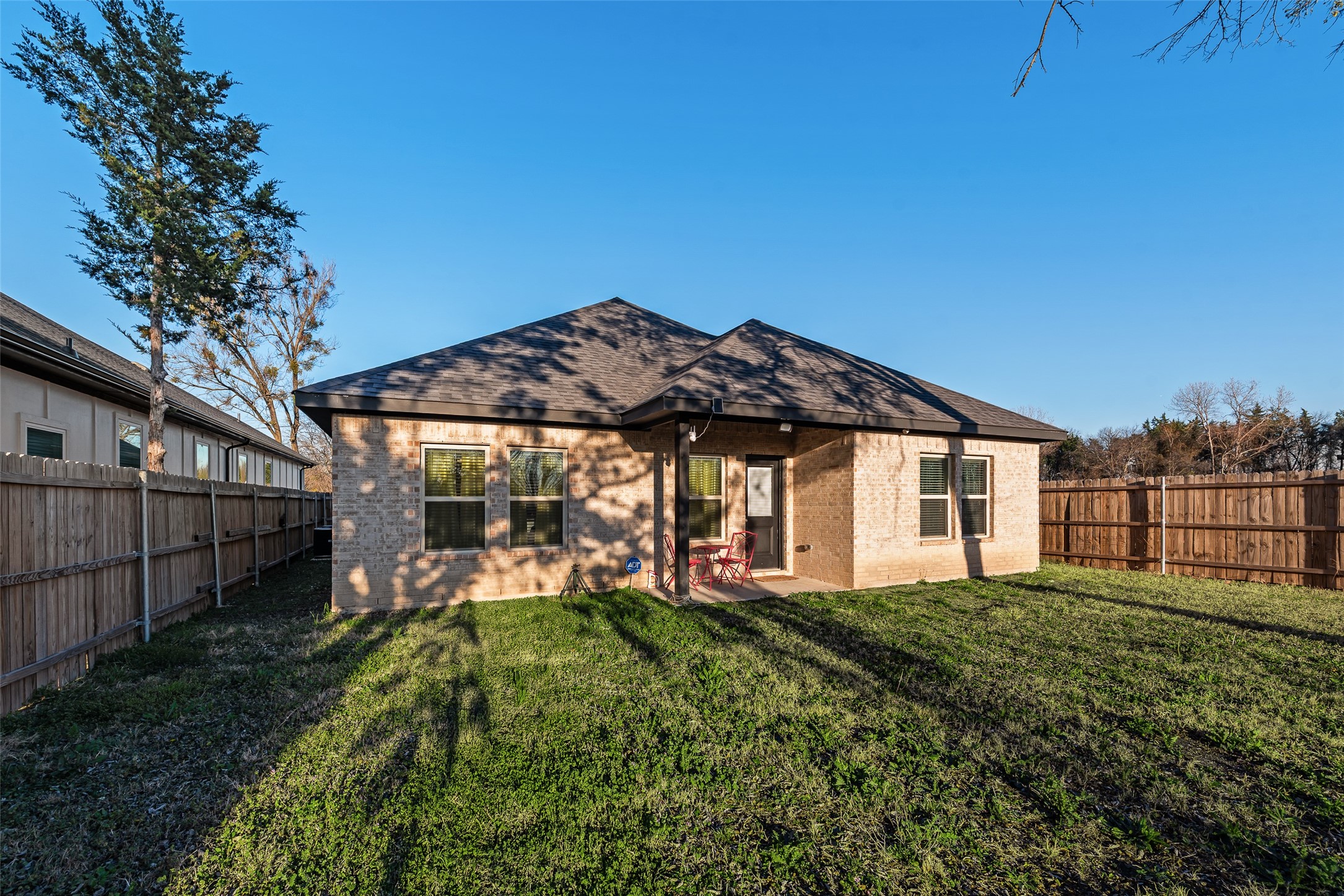 4225 Elkins Avenue Lancaster TX 75134