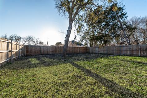 4225 Elkins Avenue Lancaster TX 75134