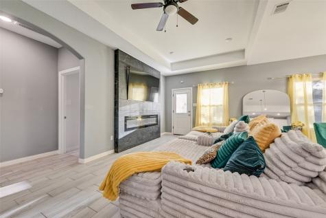 4225 Elkins Avenue Lancaster TX 75134