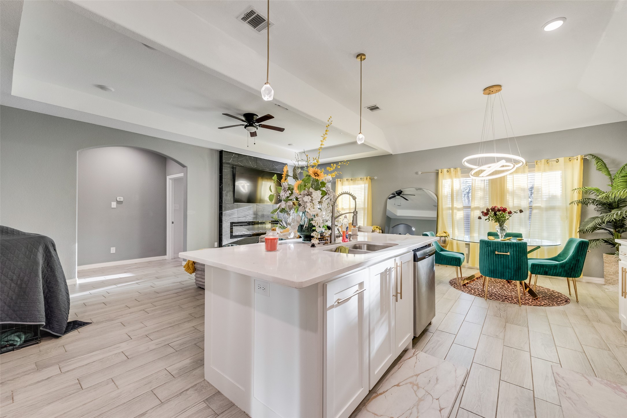 4225 Elkins Avenue Lancaster TX 75134