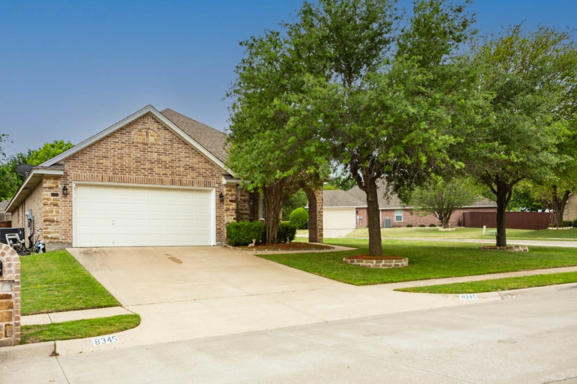 8345 Patreota Drive Benbrook TX 76126
