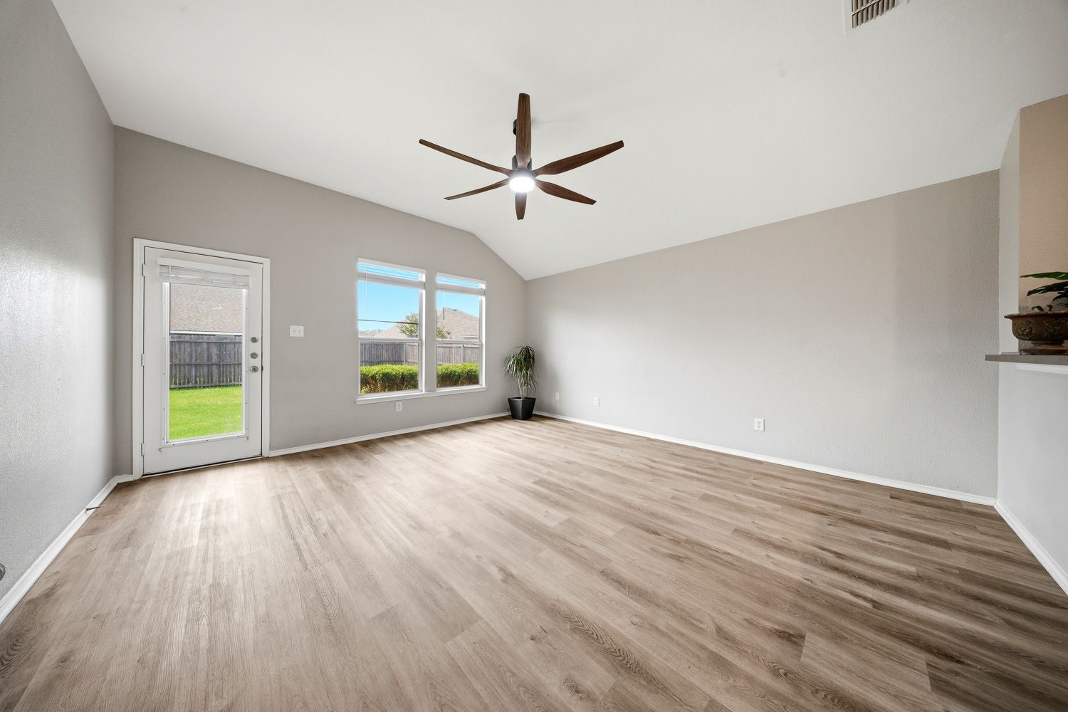 1018 Kimbro Drive Forney TX 75126