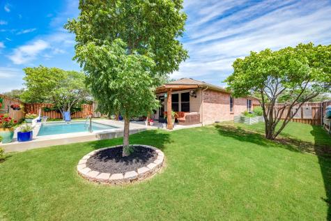 1416 Wenatchee Drive Krum TX 76249