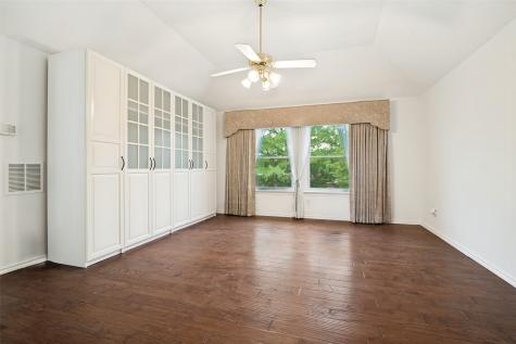 913 Bridgewater Lane Mesquite TX 75181