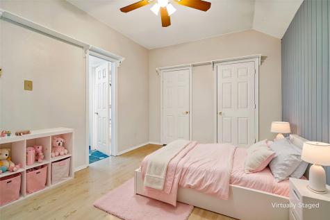 913 Bridgewater Lane Mesquite TX 75181