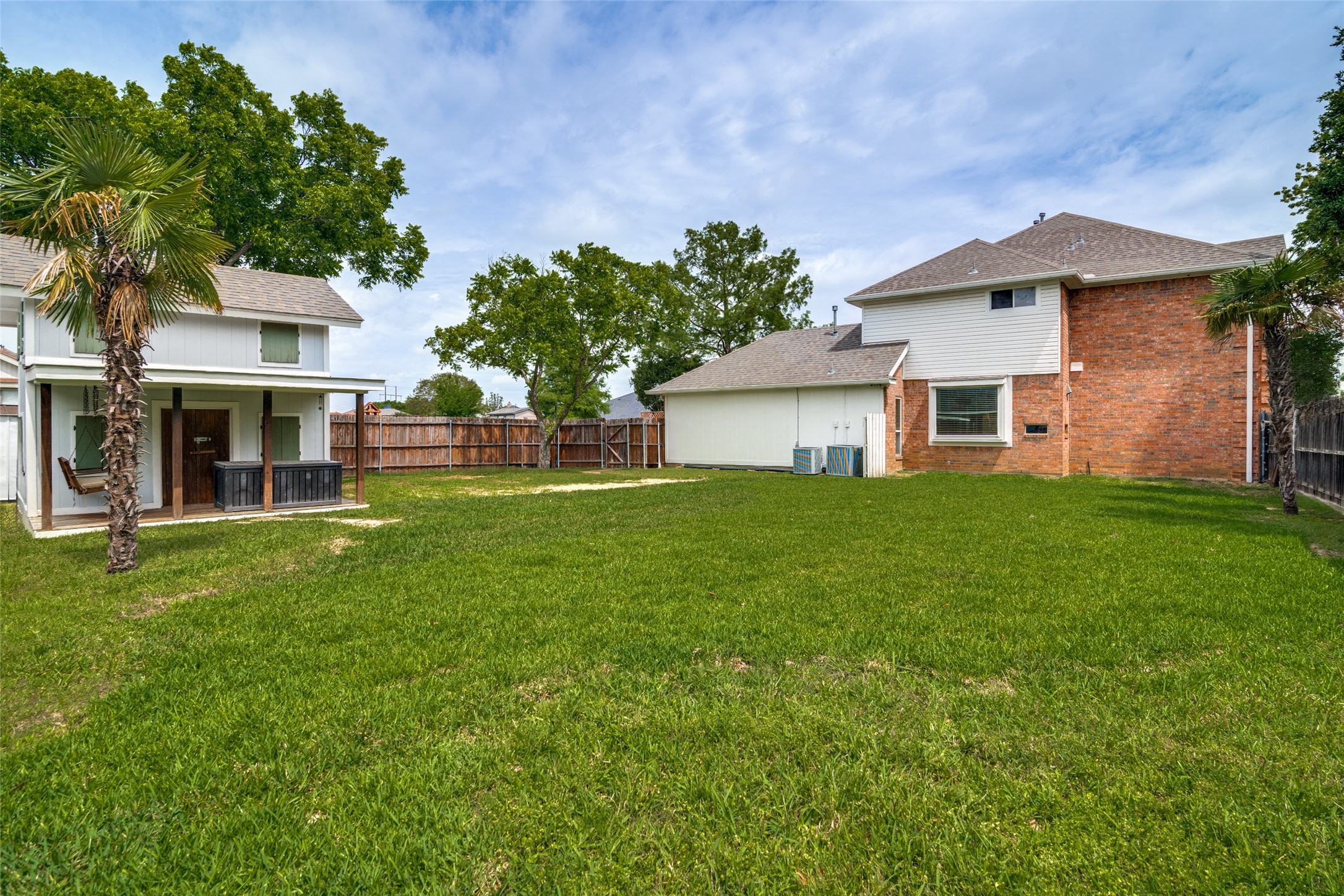 913 Bridgewater Lane Mesquite TX 75181
