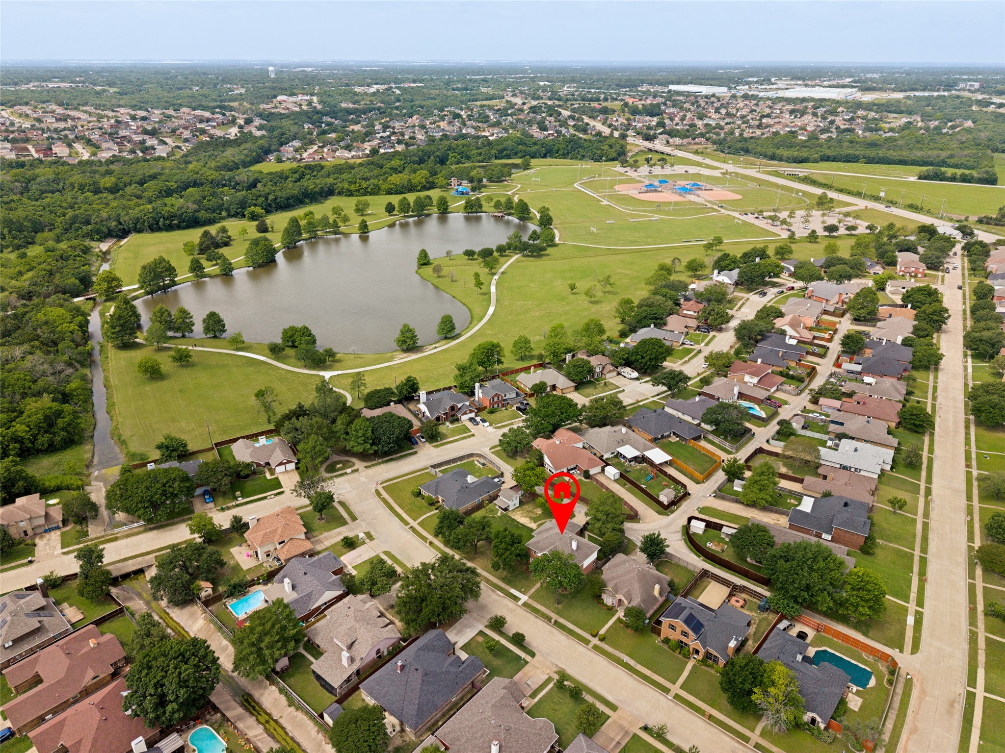 913 Bridgewater Lane Mesquite TX 75181
