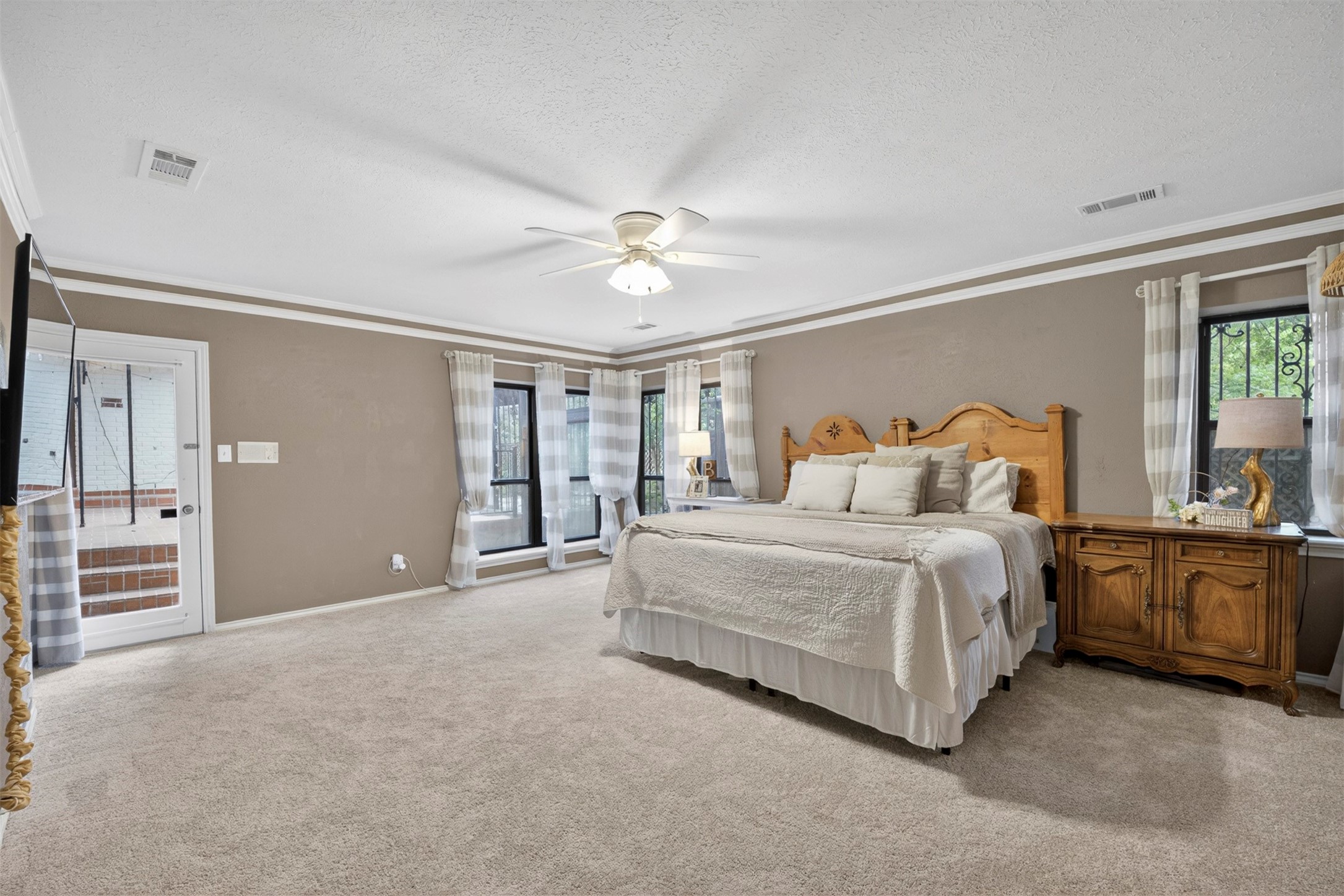 206 Rainbow Circle Rockwall TX 75032