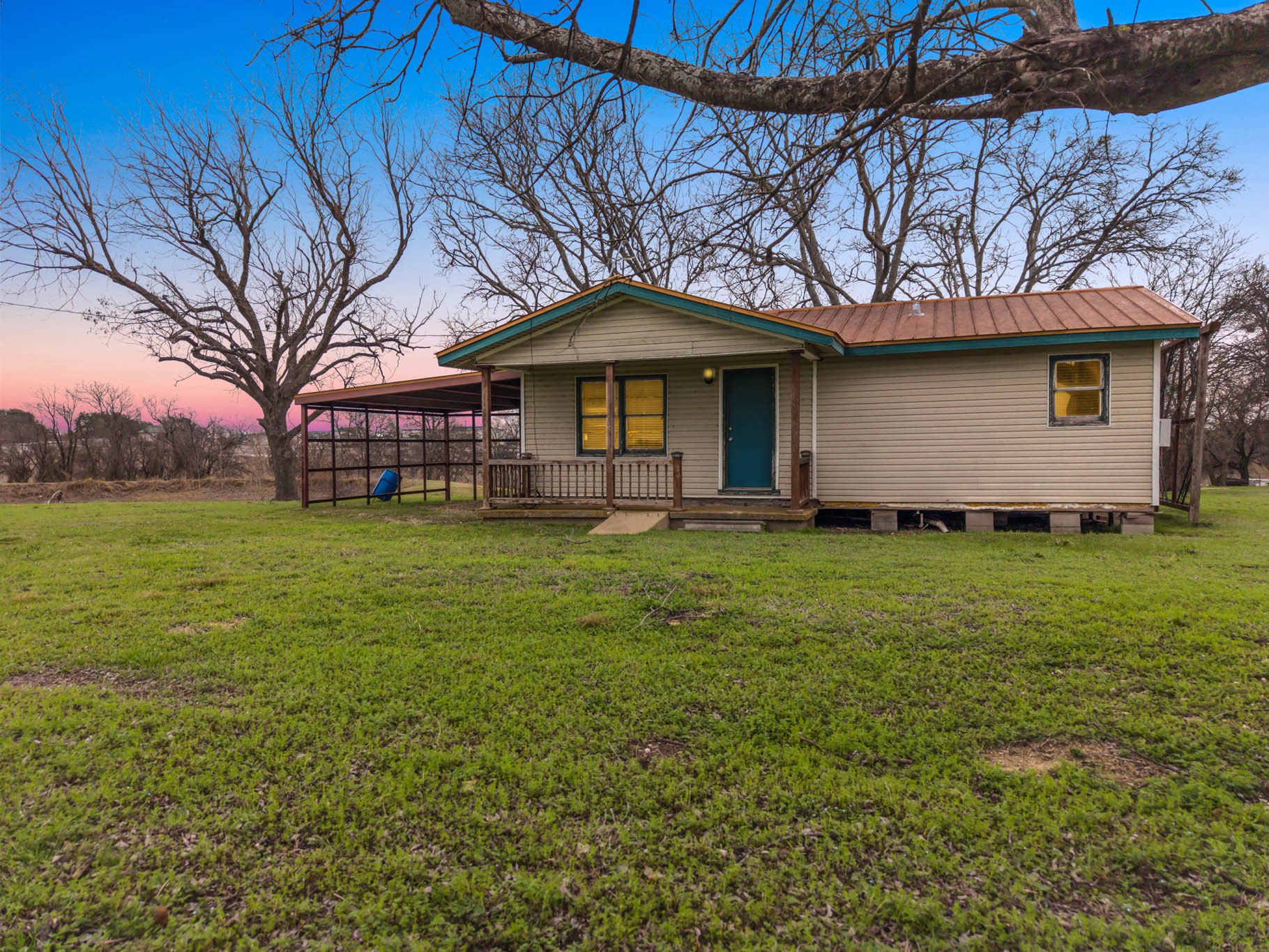 895 Hcr 2452 N Hillsboro TX 76645