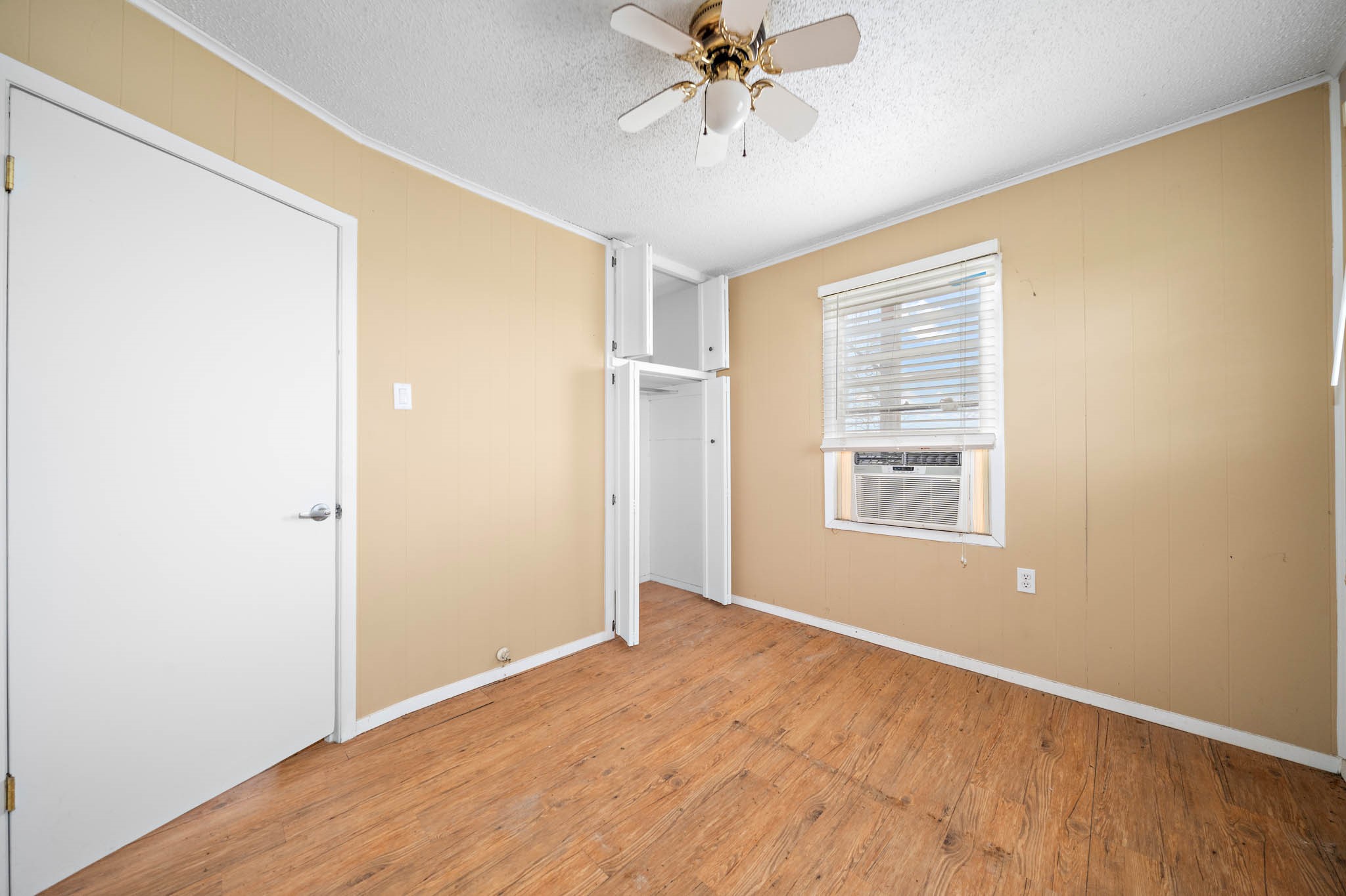 895 Hcr 2452 N Hillsboro TX 76645