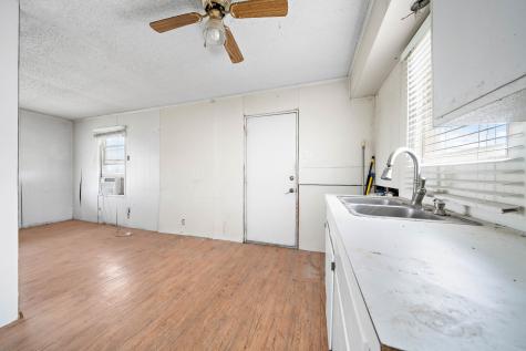895 Hcr 2452 N Hillsboro TX 76645