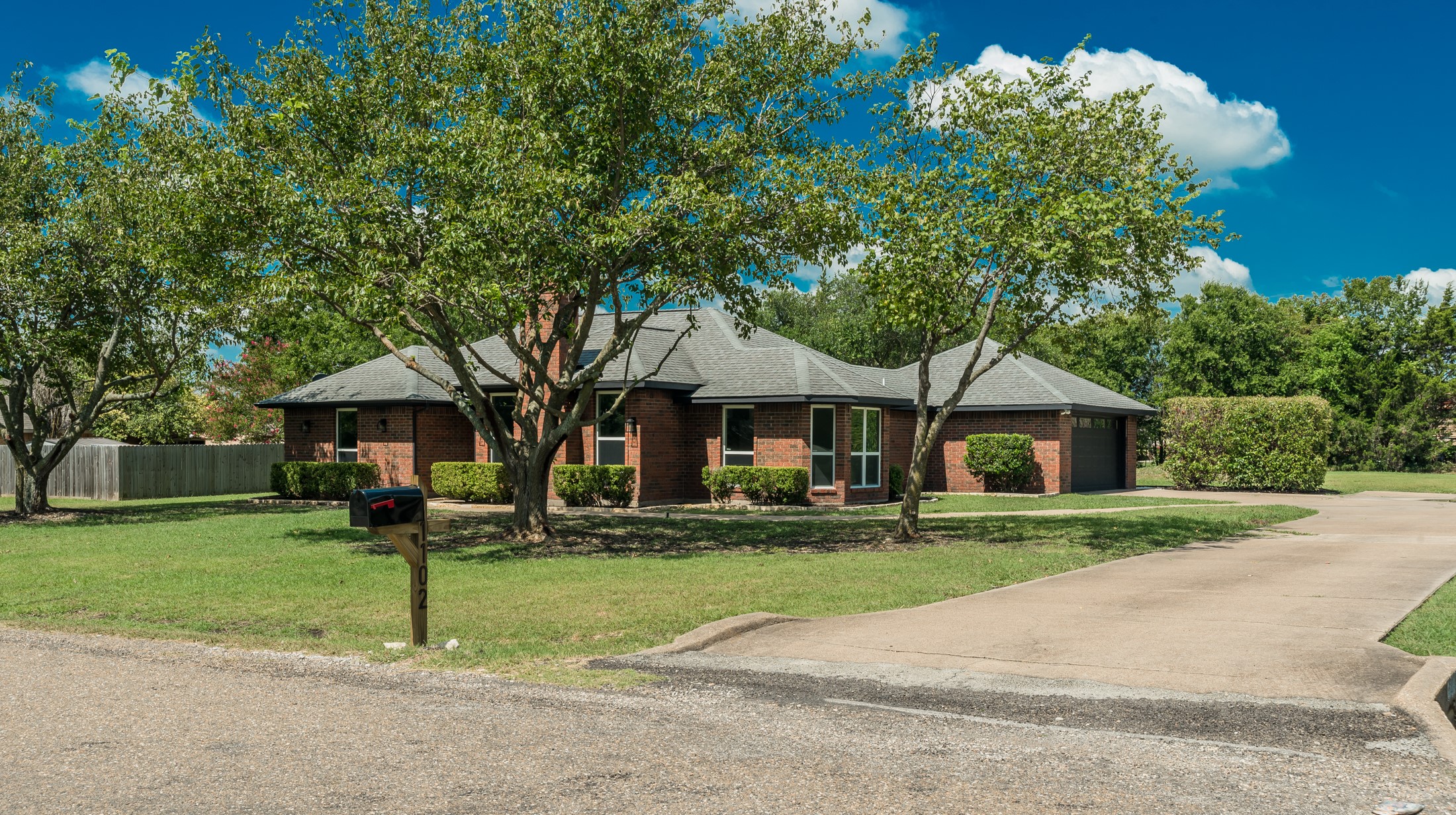 1102 W Sharpshire Drive Waxahachie TX 75165