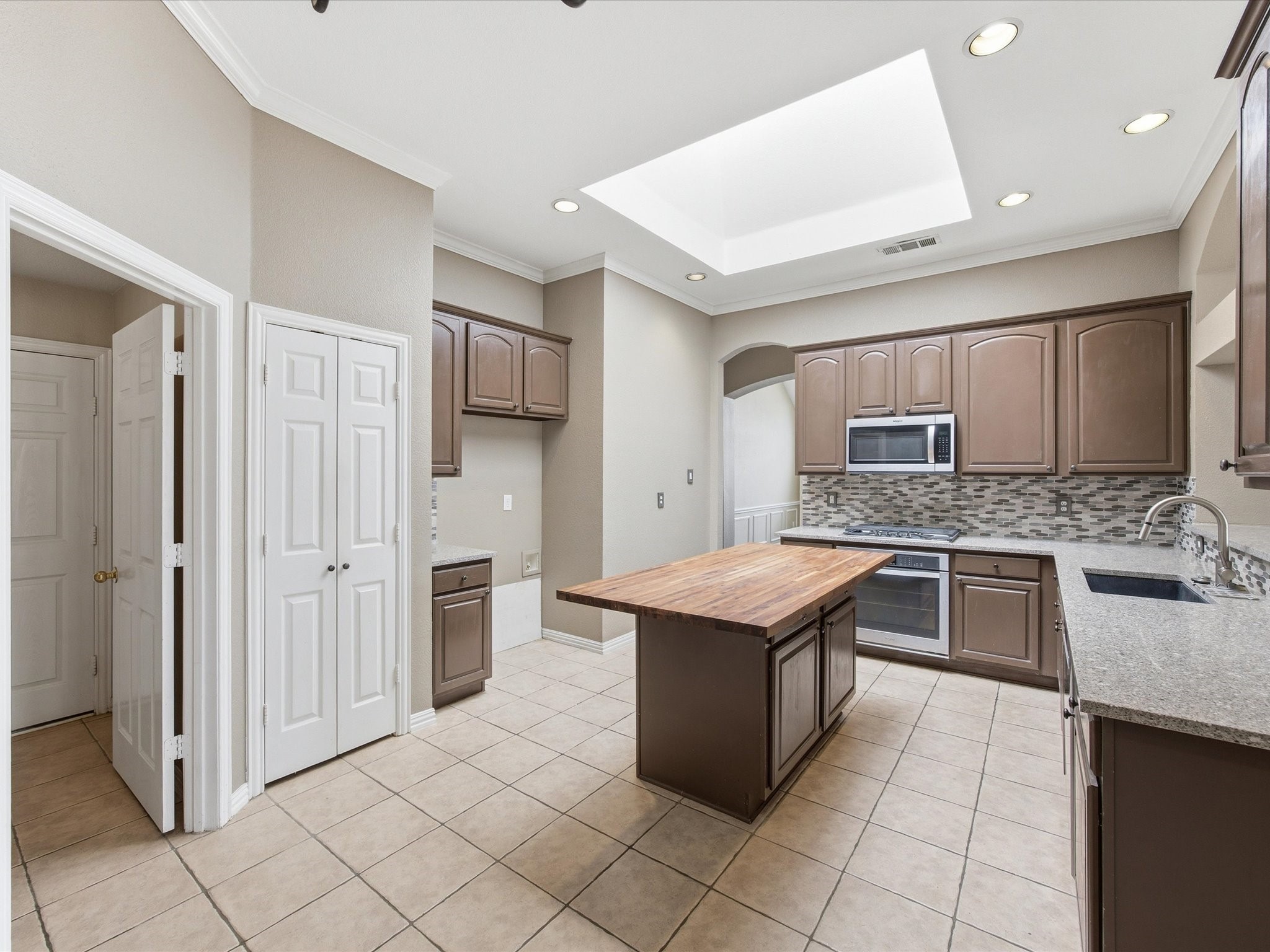 3516 Heatherbrook Drive Arlington TX 76001
