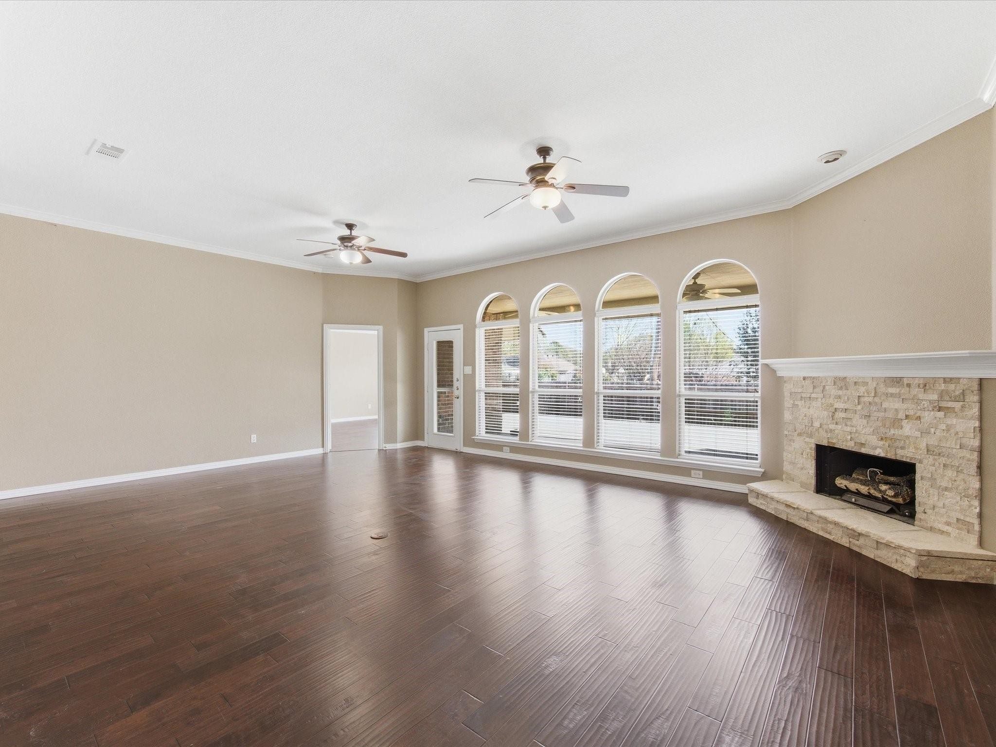 3516 Heatherbrook Drive Arlington TX 76001