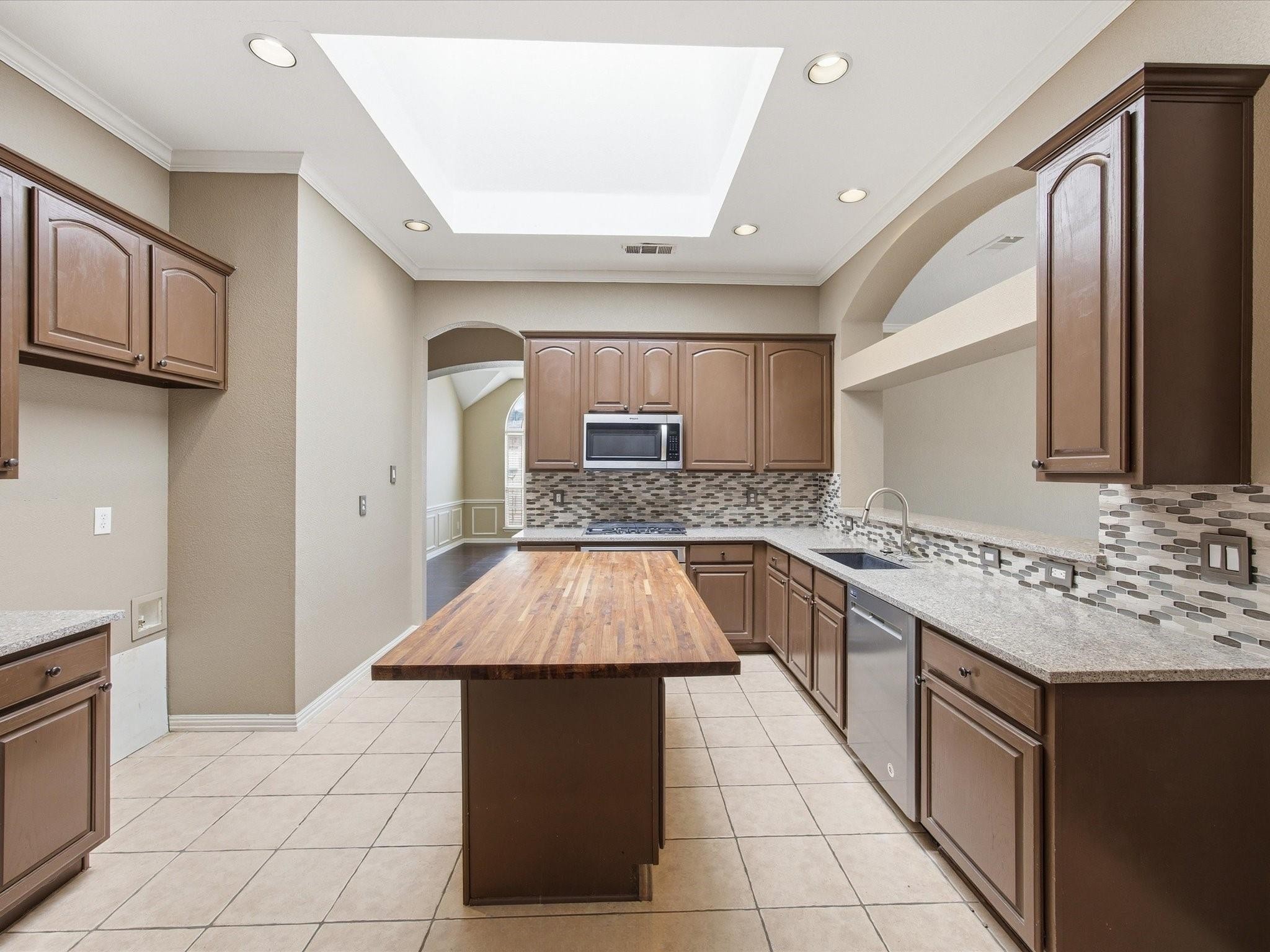 3516 Heatherbrook Drive Arlington TX 76001