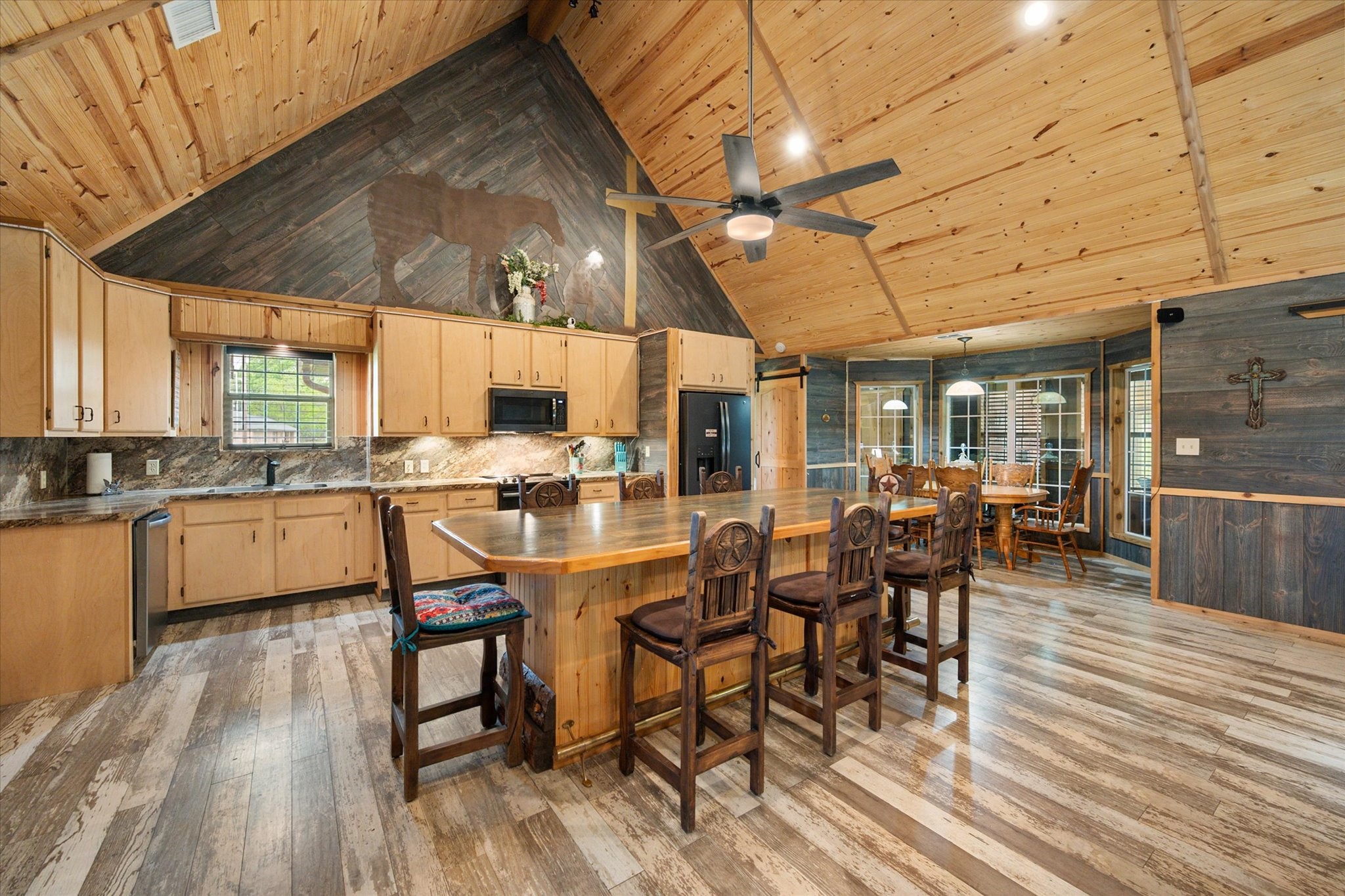 130 SE County Road 3085 Corsicana TX 75109