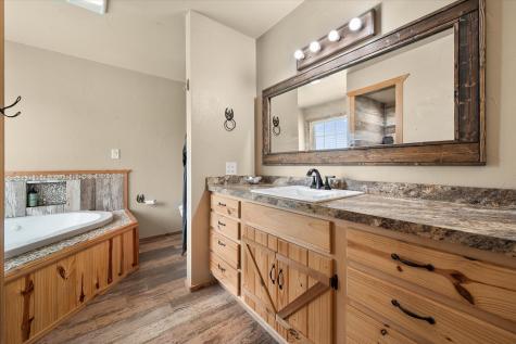 130 SE County Road 3085 Corsicana TX 75109