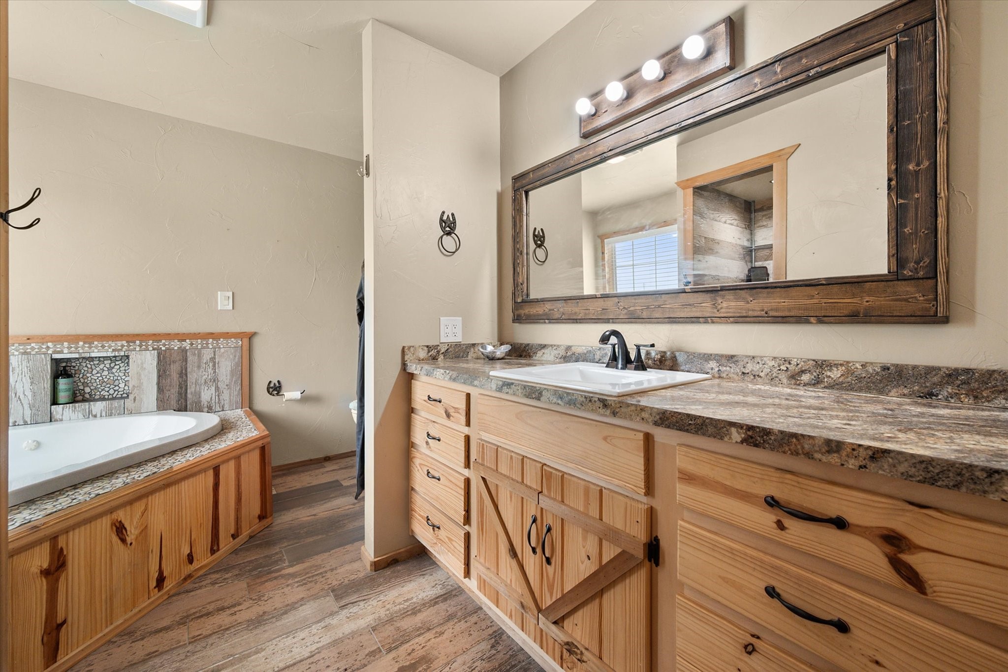 130 SE County Road 3085 Corsicana TX 75109
