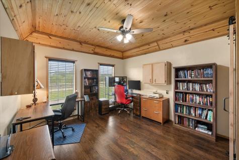 130 SE County Road 3085 Corsicana TX 75109