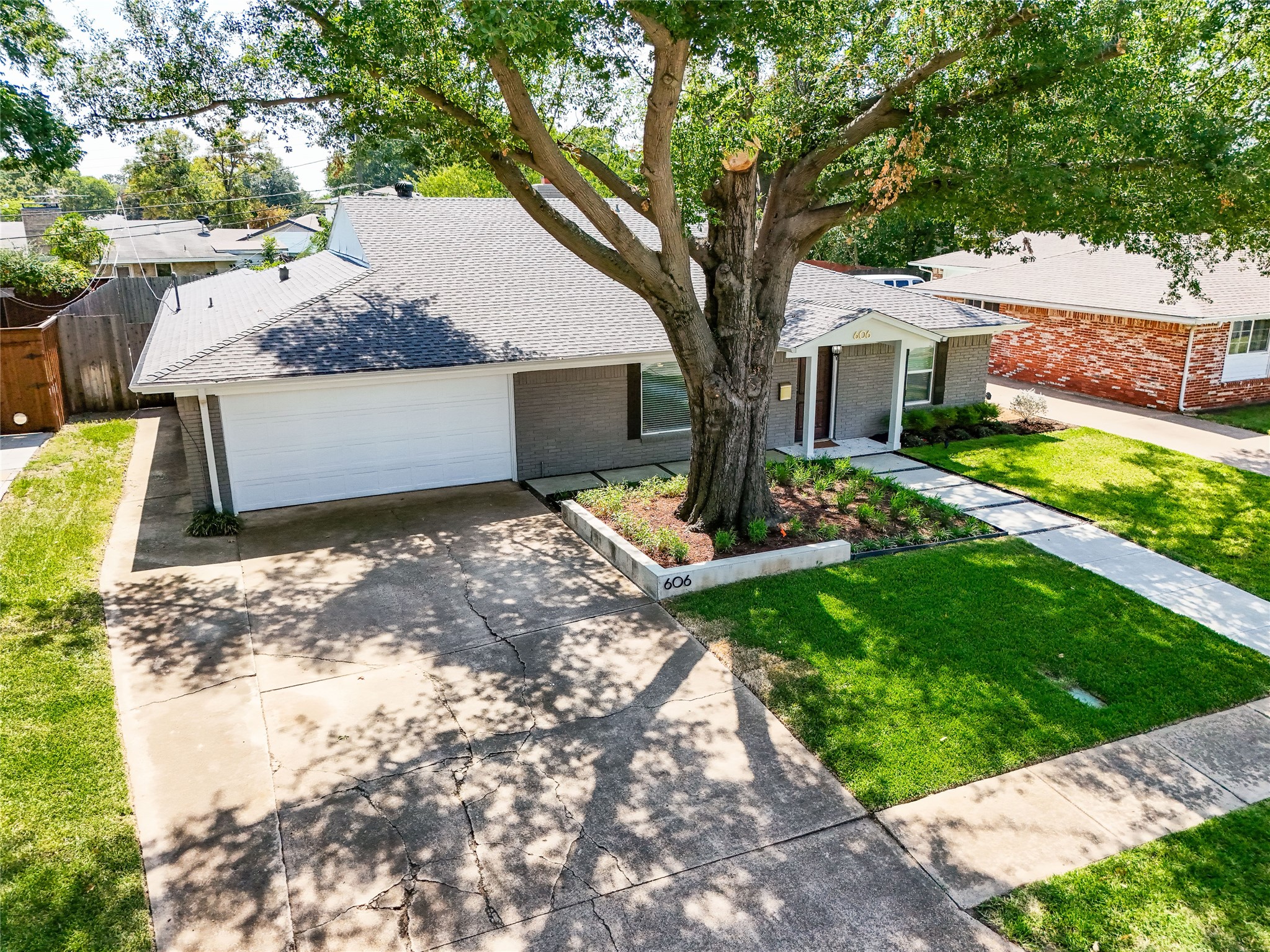 606 Burnwood Drive Irving TX 75062