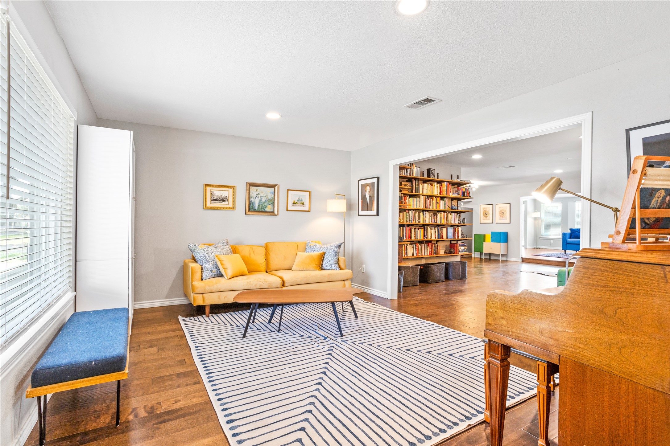 606 Burnwood Drive Irving TX 75062
