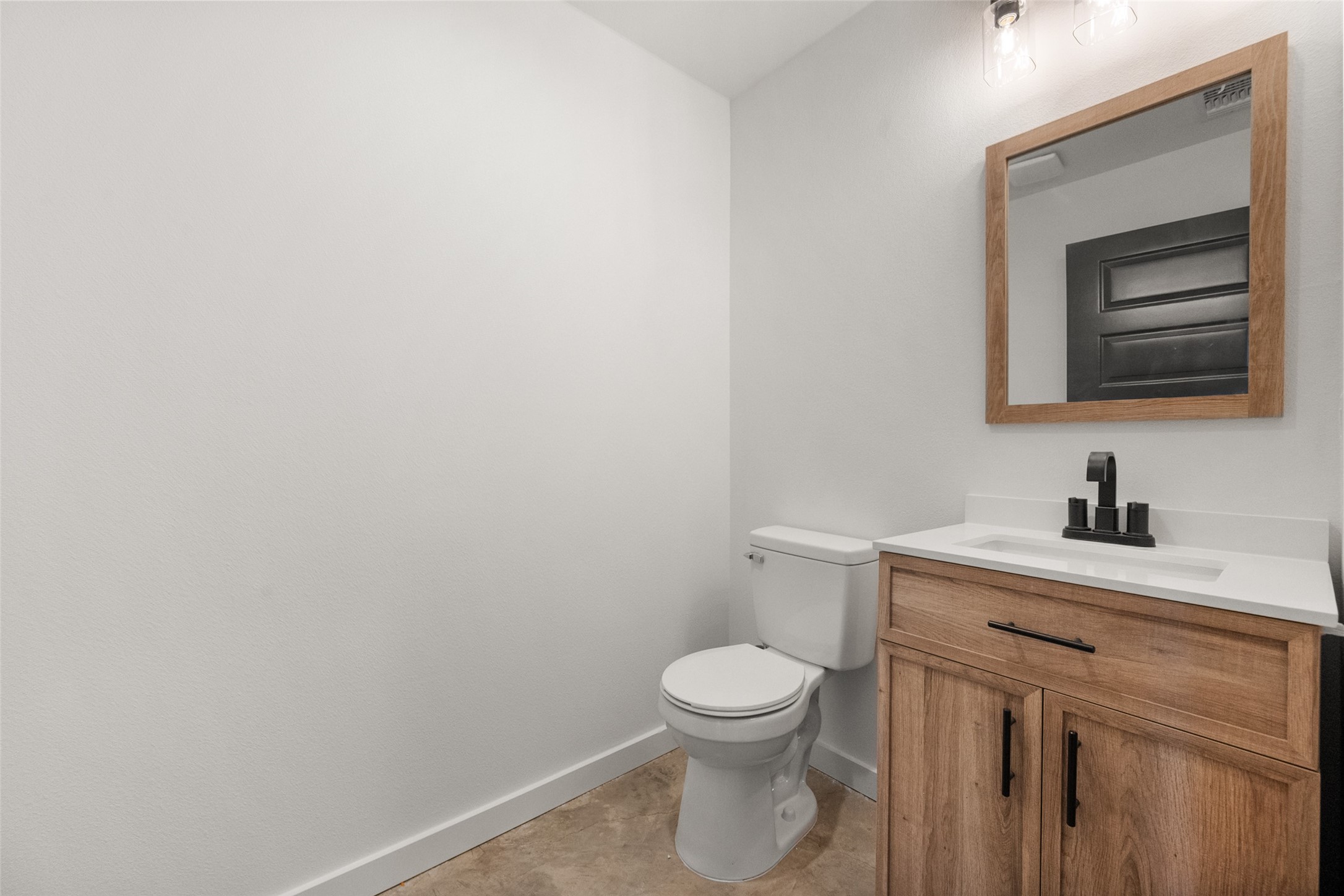 1053 Bluff Creek Drive Strawn TX 76475