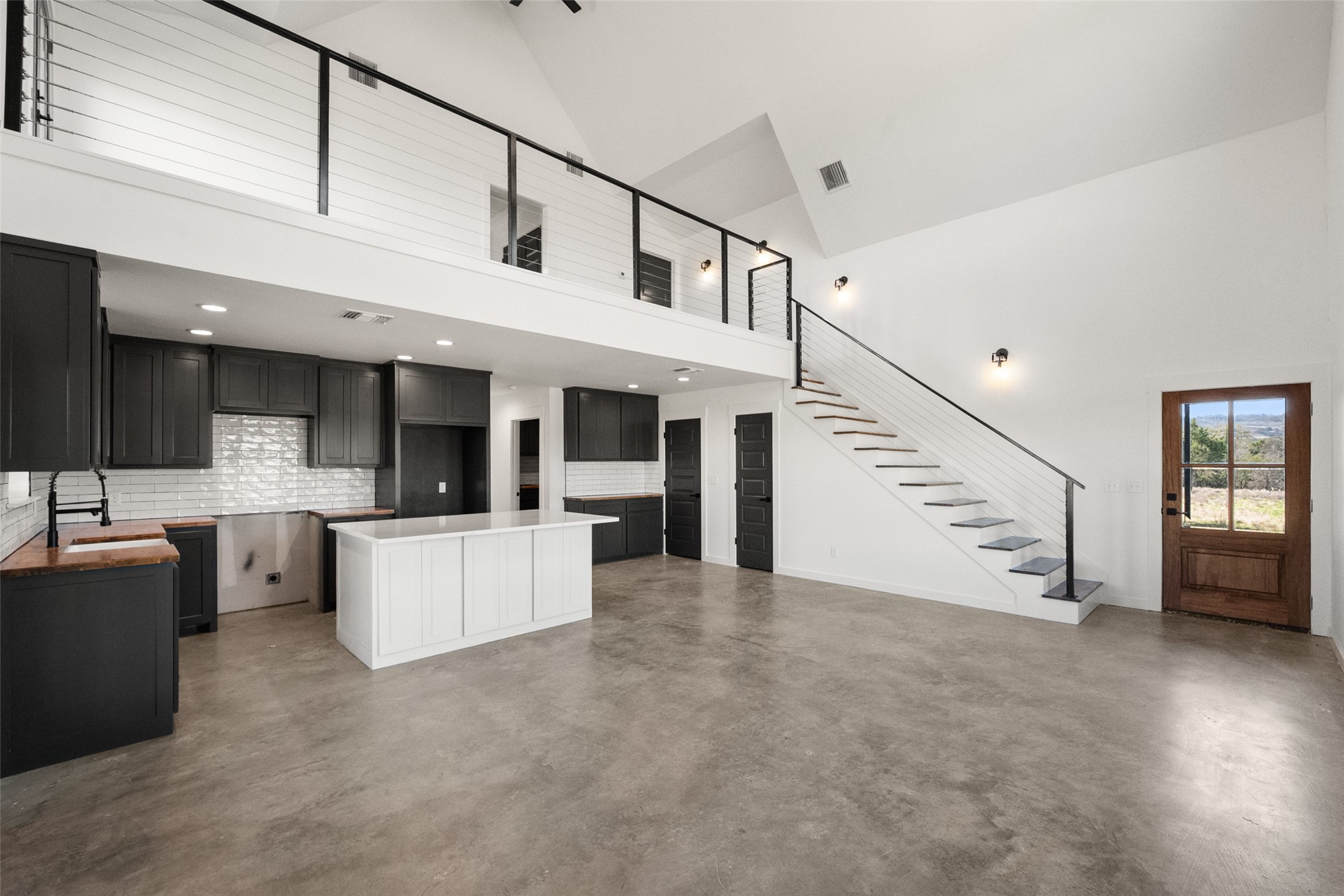 1053 Bluff Creek Drive Strawn TX 76475