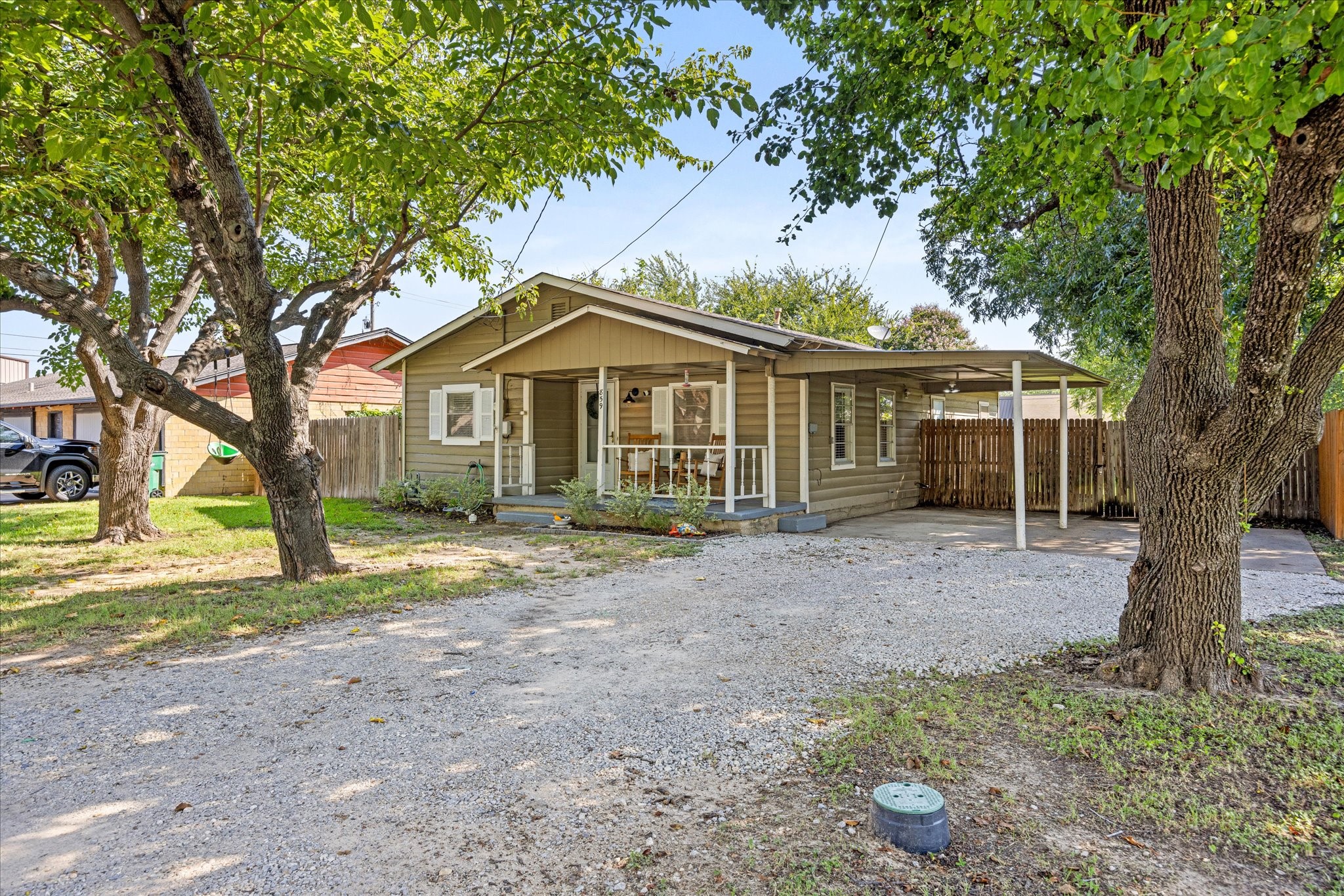 859 N Belknap Street Stephenville TX 76401