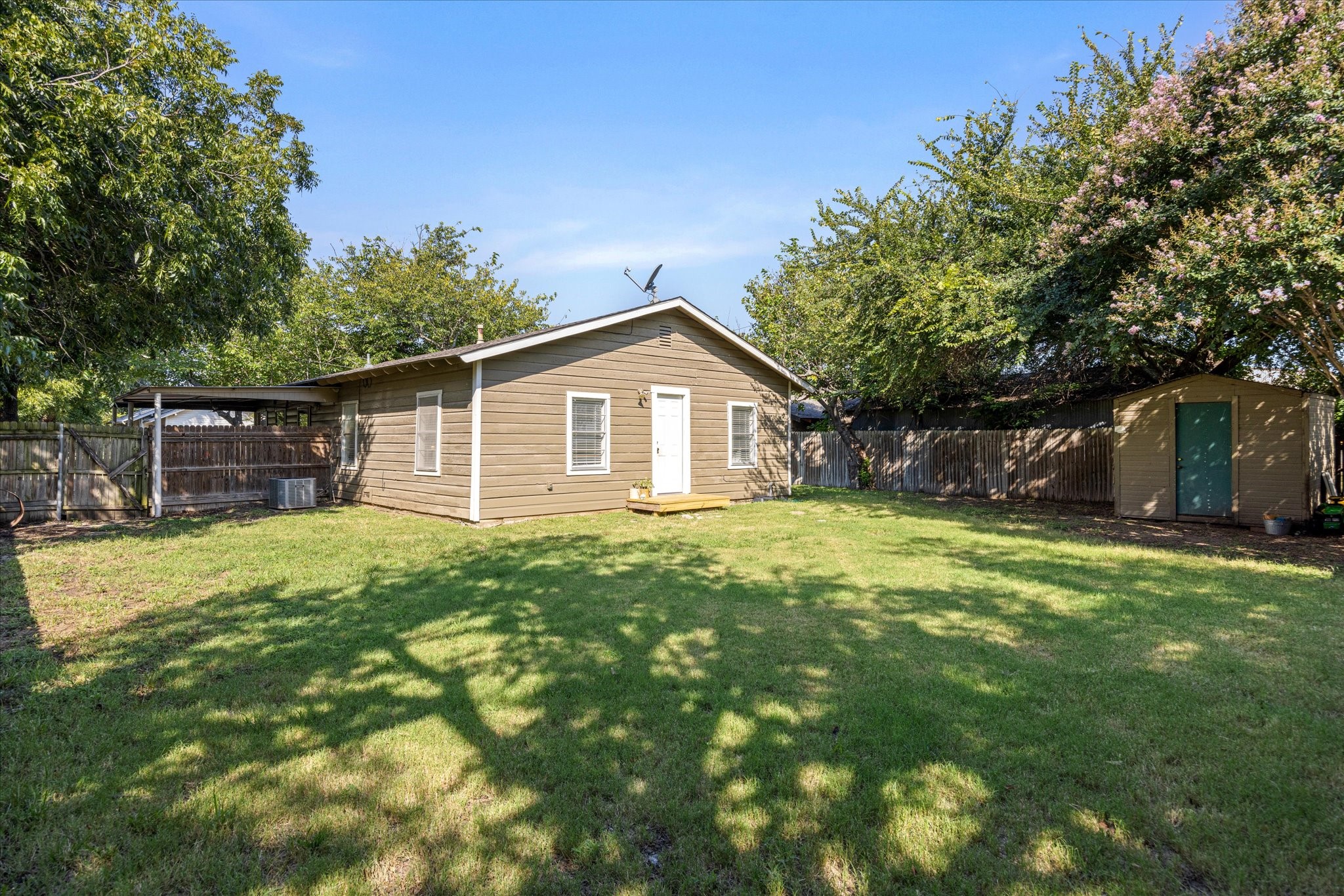 859 N Belknap Street Stephenville TX 76401