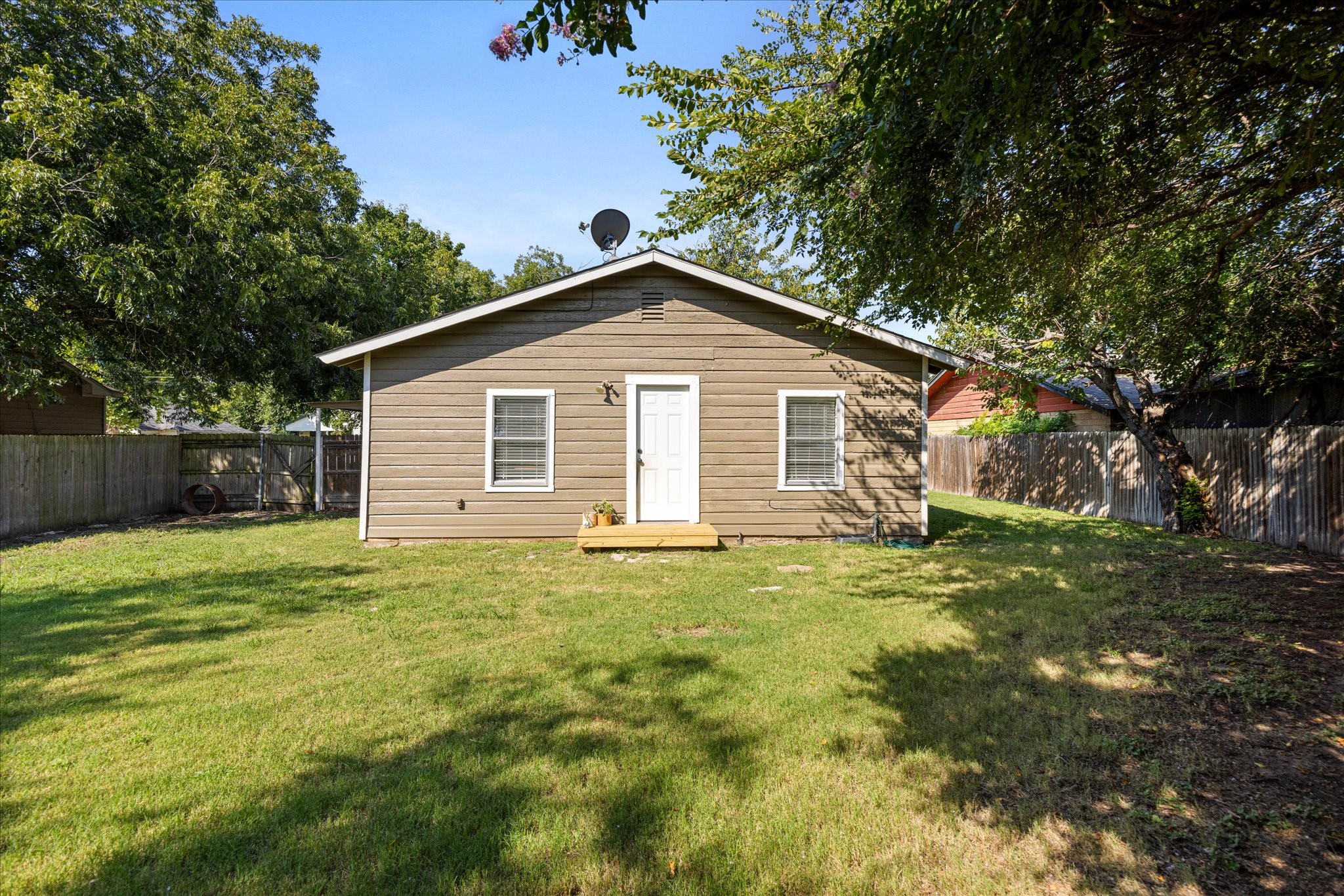 859 N Belknap Street Stephenville TX 76401