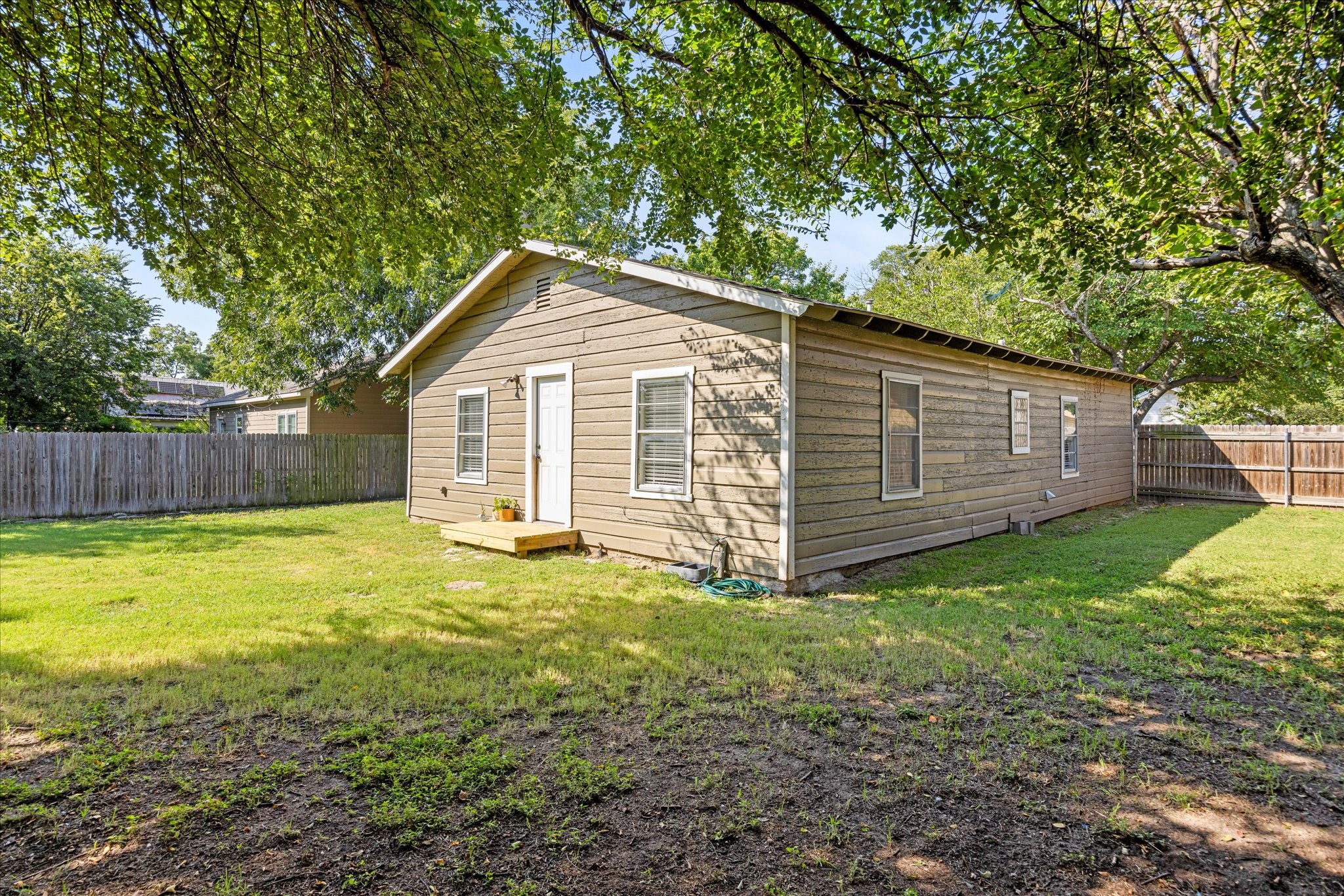 859 N Belknap Street Stephenville TX 76401
