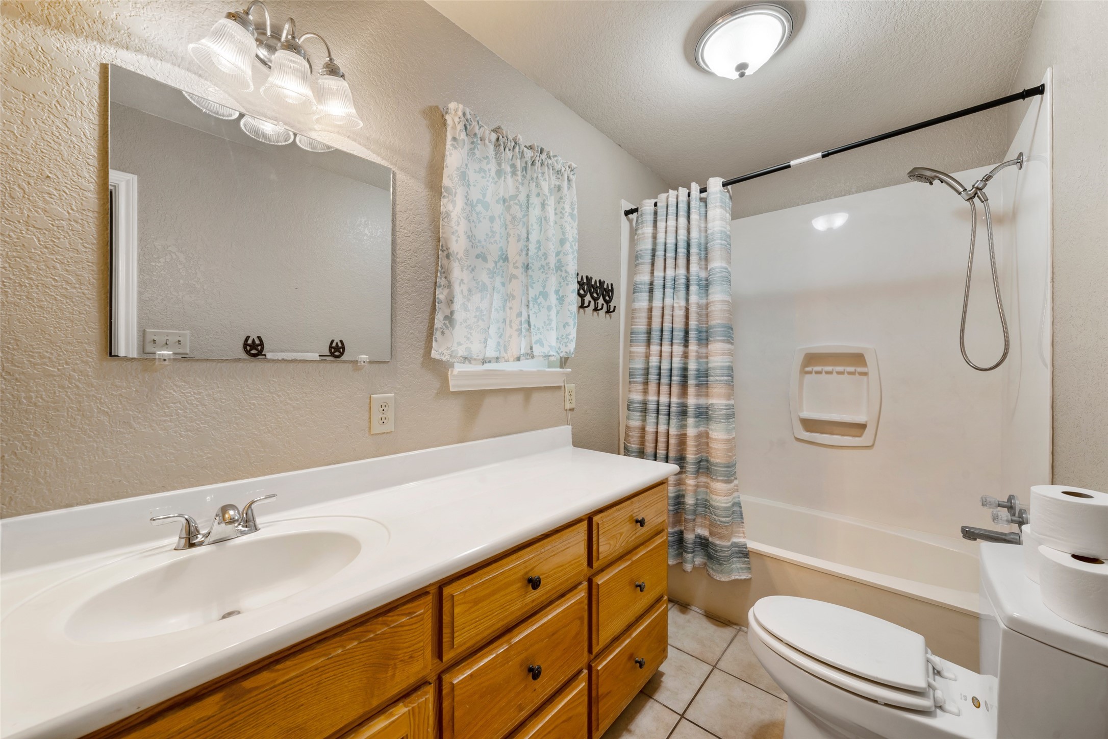 216 Monument Trail Lorena TX 76655