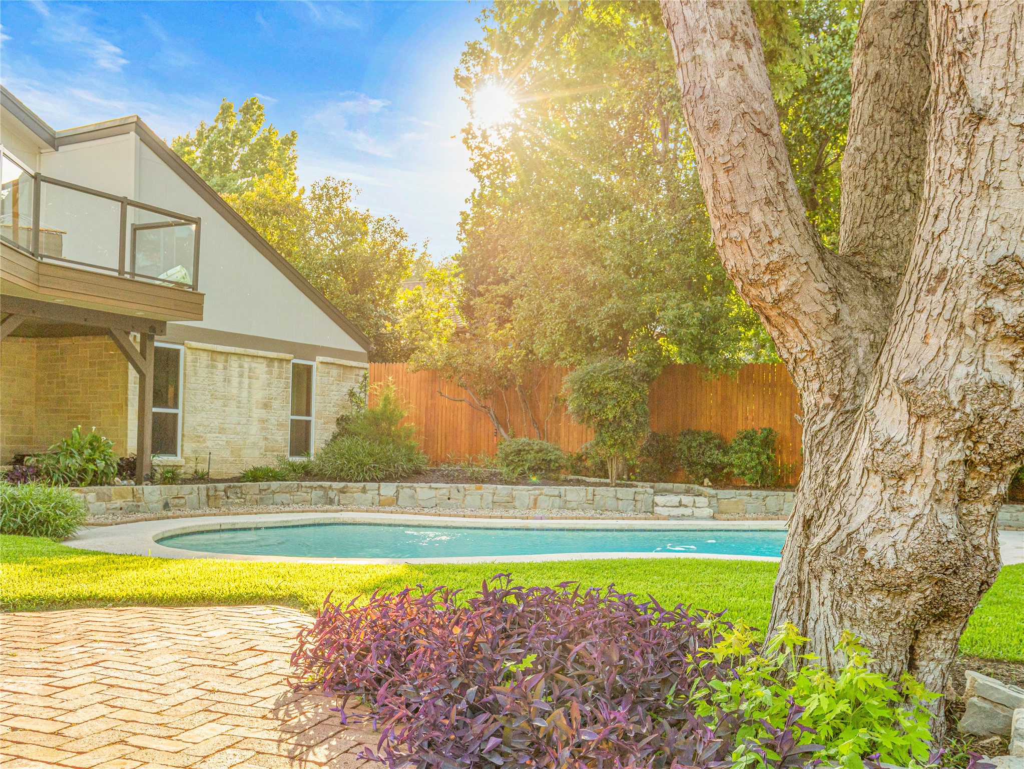 14 Windward Road Benbrook TX 76132