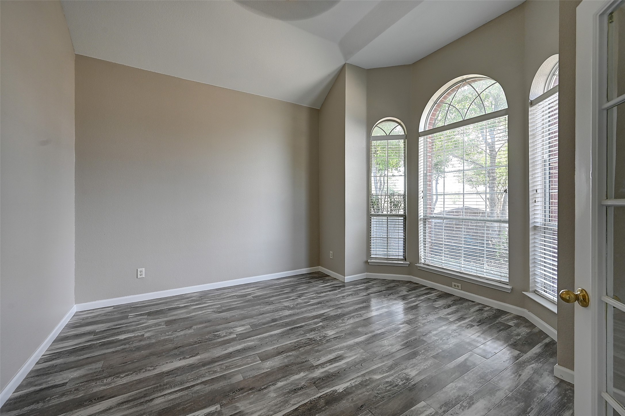 7500 Parkgate Drive Fort Worth TX 76137