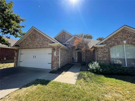 2816 Hollow Ridge Drive Denton TX 76210